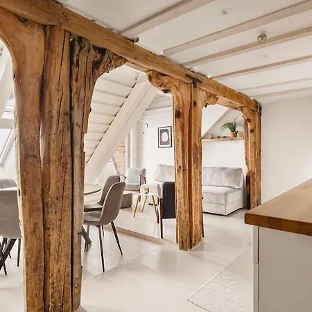 דירה Dinbnb Appartments L Historical Seaside Apt I 500m To Bryggen - Value! ברגן